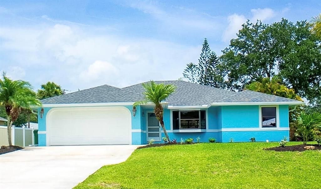 Photo of 2418 SW Washington Street St, Port St Lucie, FL 34953 (MLS # R10725817)