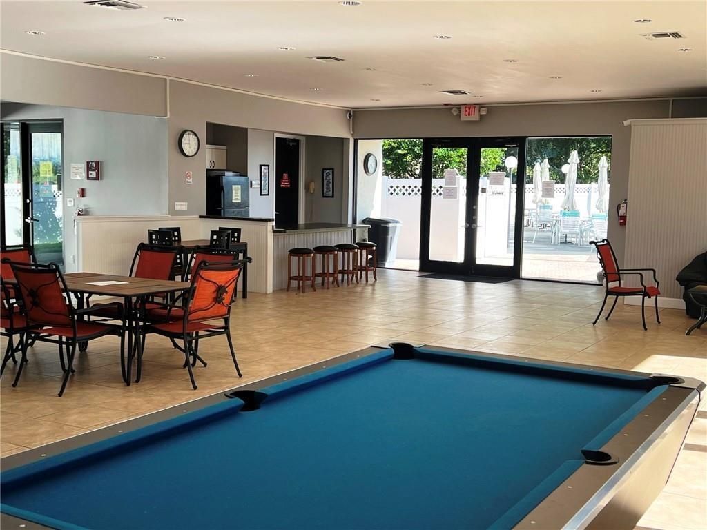 Photo of 3001 W Rolling Hills #510, Davie, FL 33328 (MLS # F10415008)