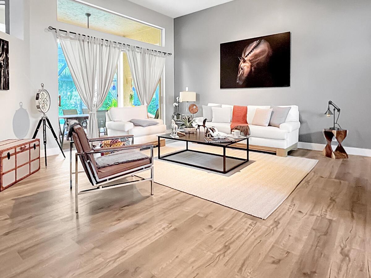 600 Cypress Green Circle