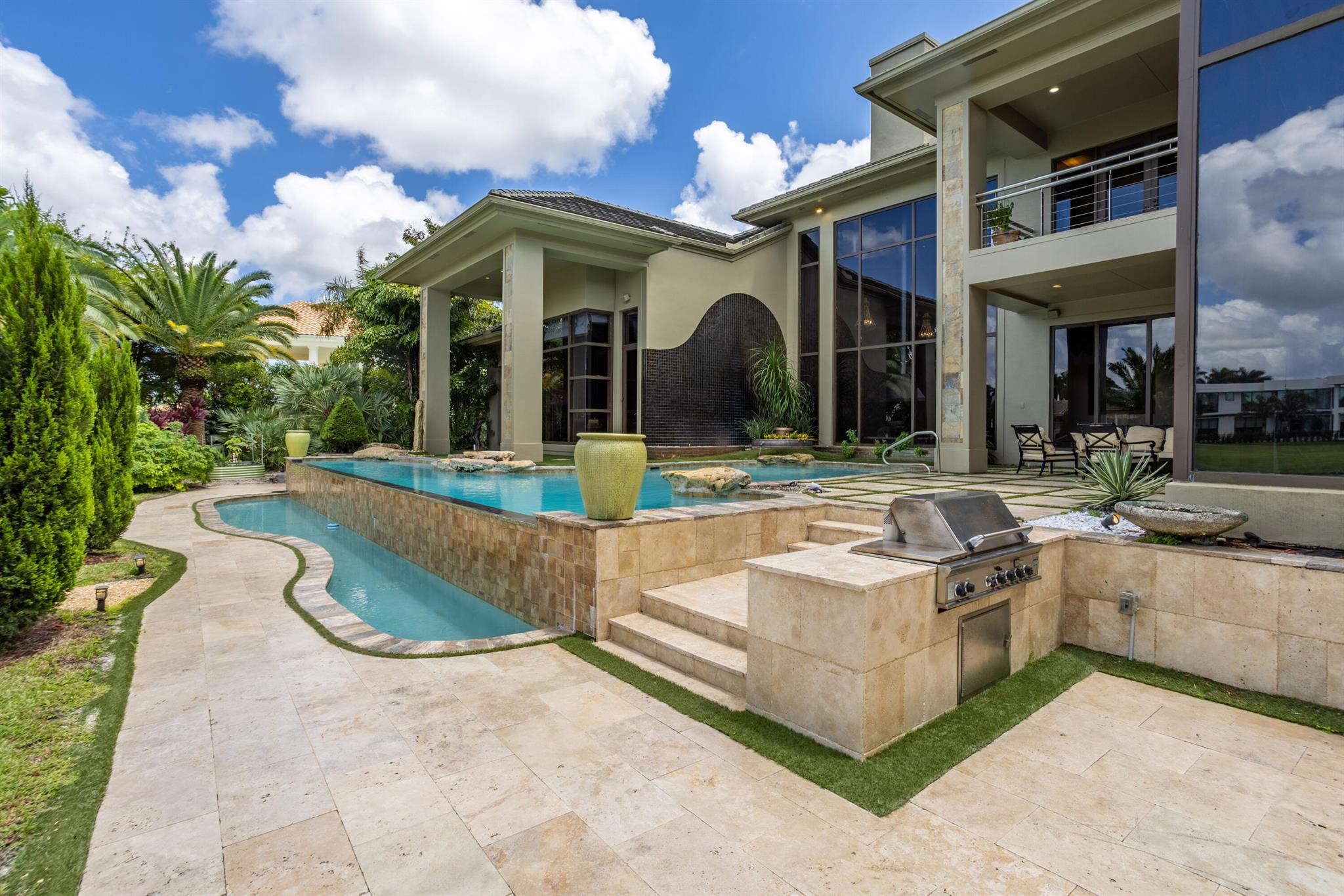 ST ANDREWS COUNTRY CLUB - Residential