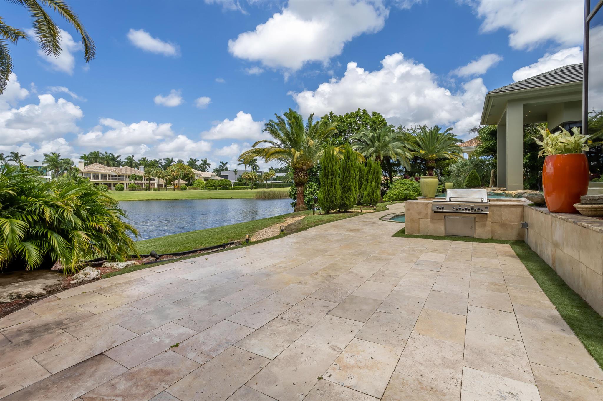 ST ANDREWS COUNTRY CLUB - Residential