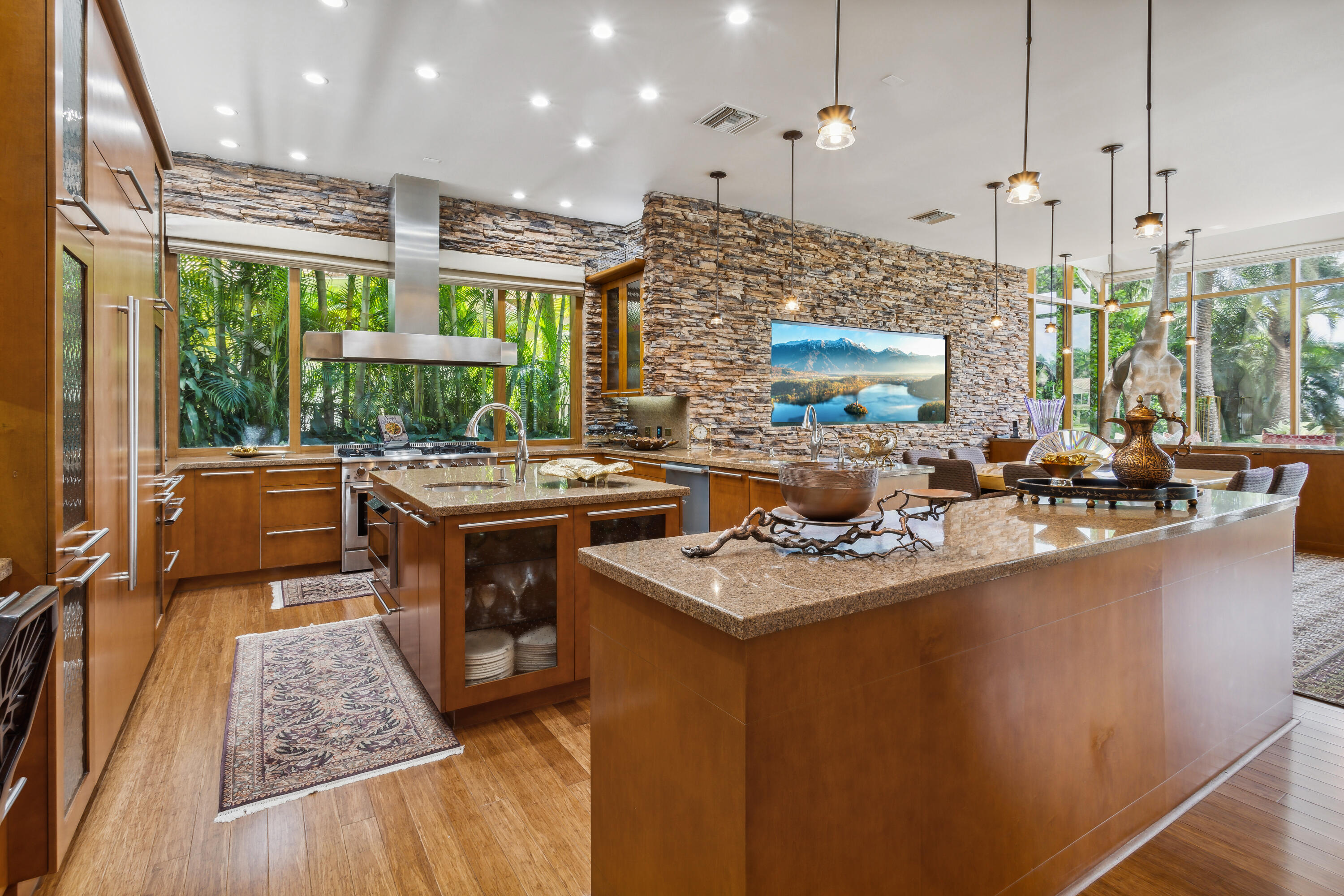 ST ANDREWS COUNTRY CLUB - Residential