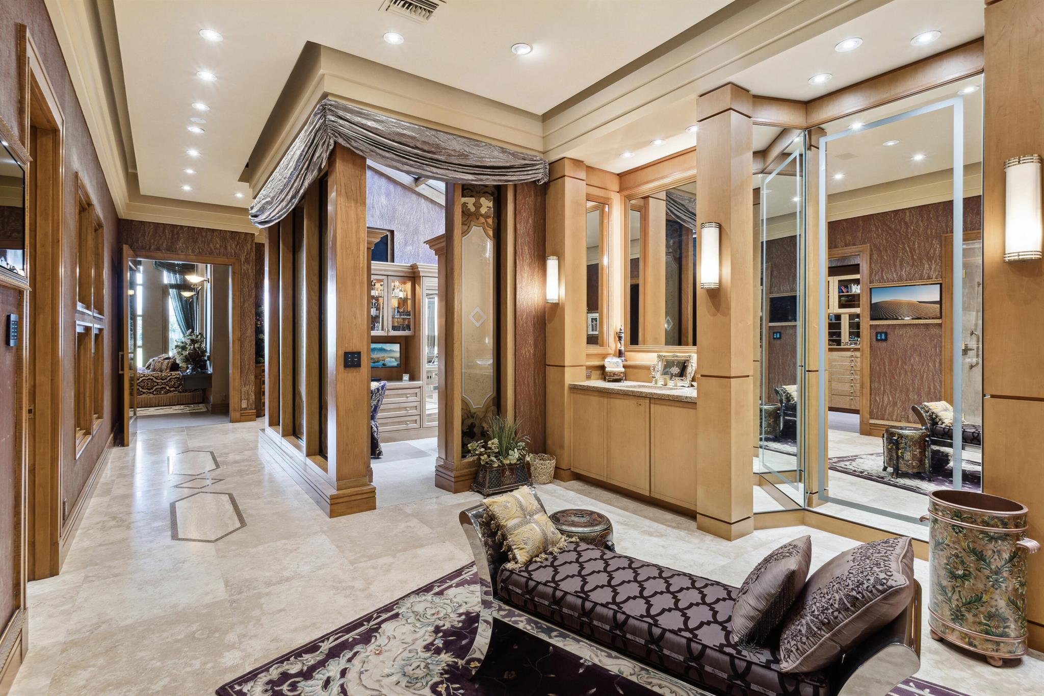 ST ANDREWS COUNTRY CLUB - Residential