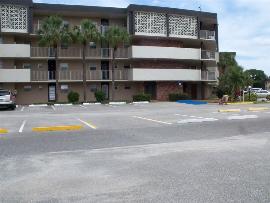 IMMACULATE 2 BED ROOMS, 2 BATH ROOMS, ON TOP FLOOR OF LAUDERDALE OAKS BUILDING,INCLUDED A LOT OF AMENITIES :CLUB HOUSE,3 POOLS,SHUFLLE BOARD,BILLARD,EXTRA STORAGE AND MUCH MORE.  NICELY FURNISHED,CERAMICK TILE FLOOR THROUGHOUT.   BUILDING HAVE A NEW ROOF;  ASSESSMENT PAID IN FULL.COMMUNITY CLAIMS WELCOME 55 +.