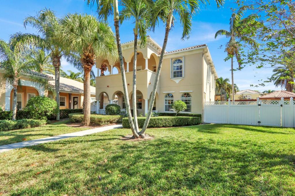 Photo of 133 San Remo Drive, Jupiter, FL 33458 (MLS # R11141694)