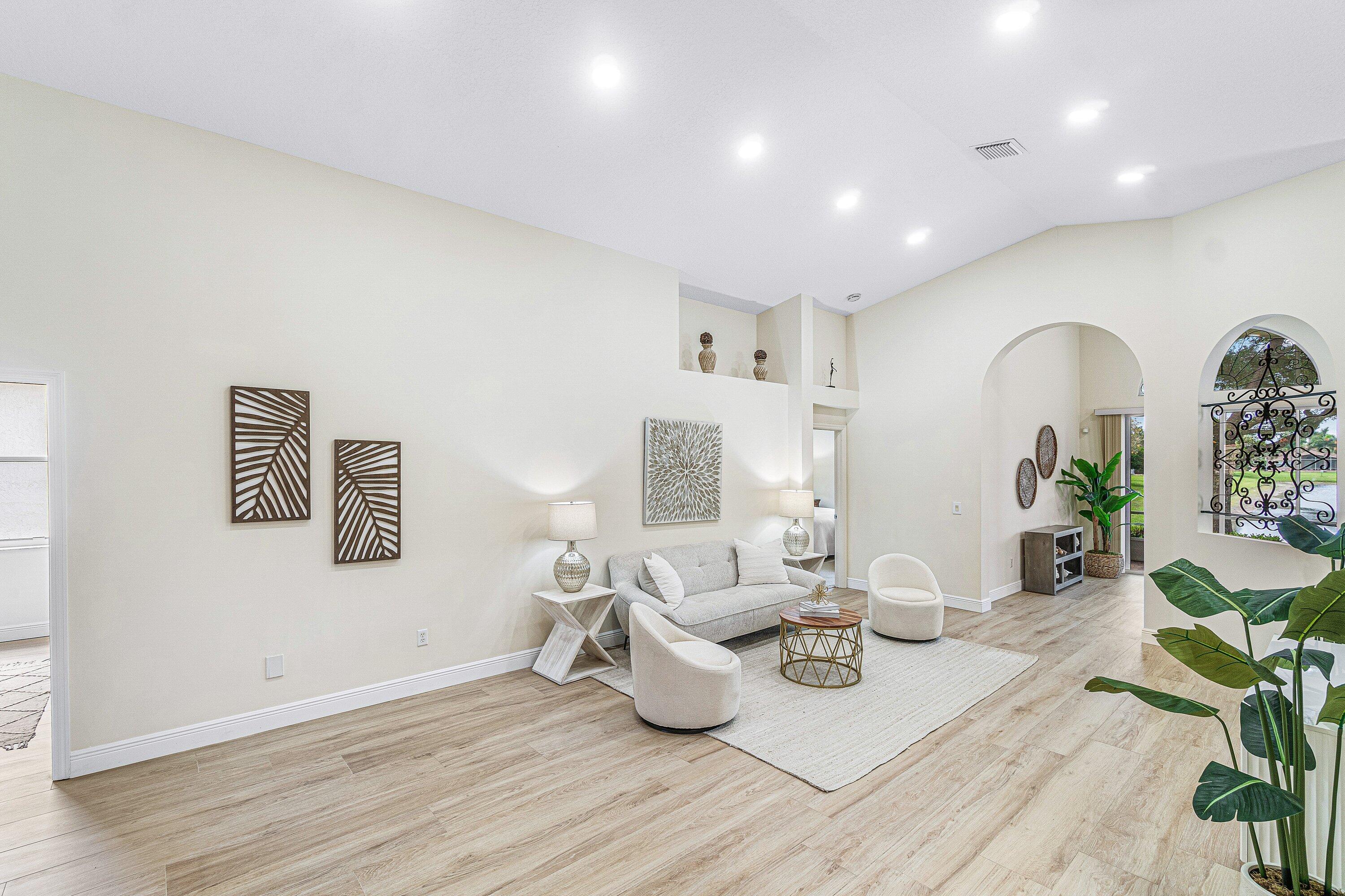 CORAL LAKES - Residential