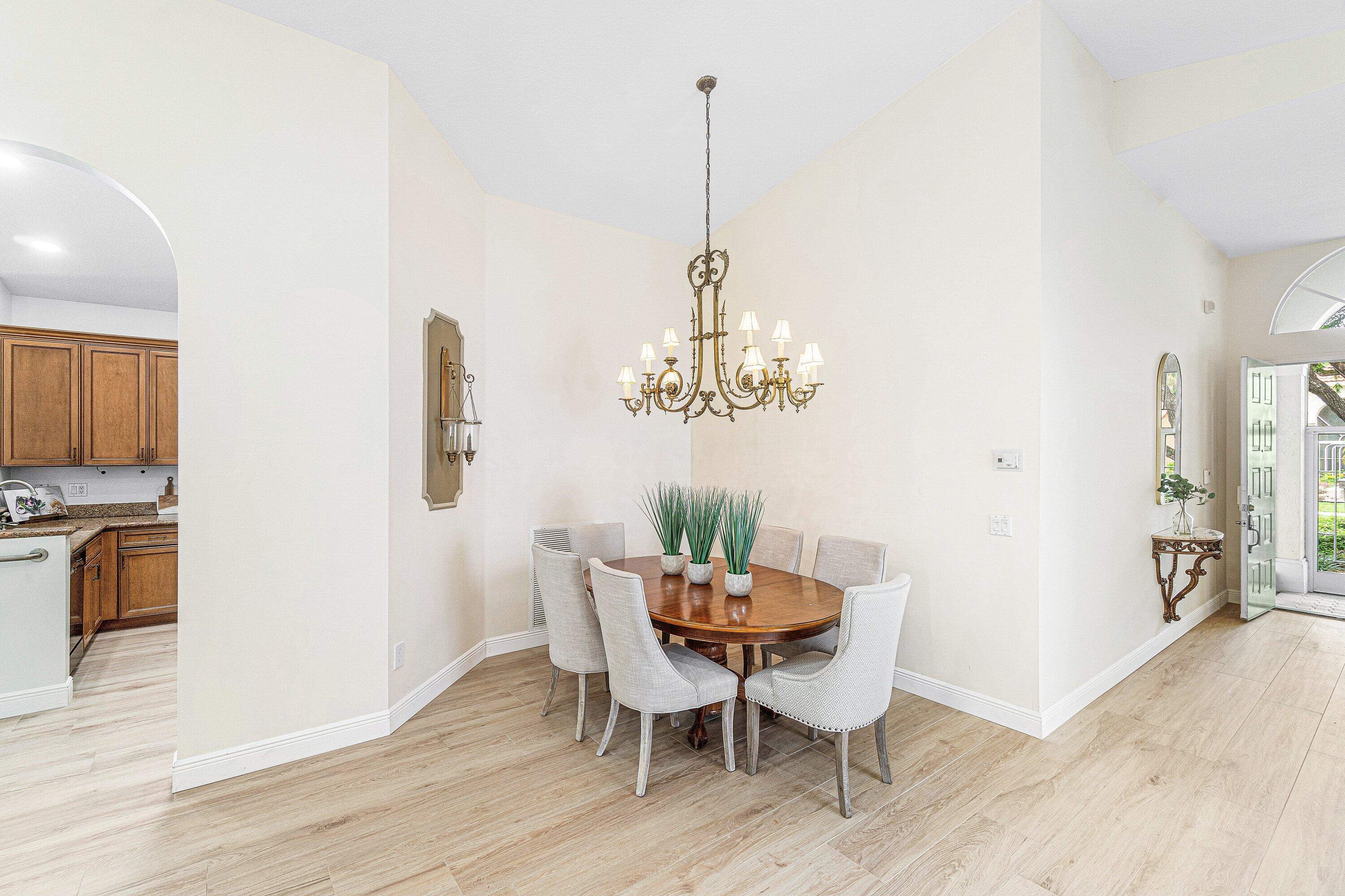 CORAL LAKES - Residential