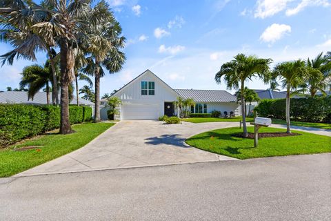 Single Family Residence in Tequesta FL 19 Leeward Circle.jpg
