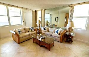 VILLA TOWERS CONDO - Residential Lease