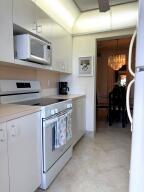 VILLA TOWERS CONDO - Residential Lease