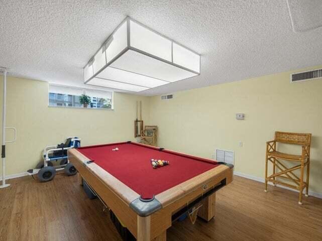 VILLA TOWERS CONDO - Residential Lease