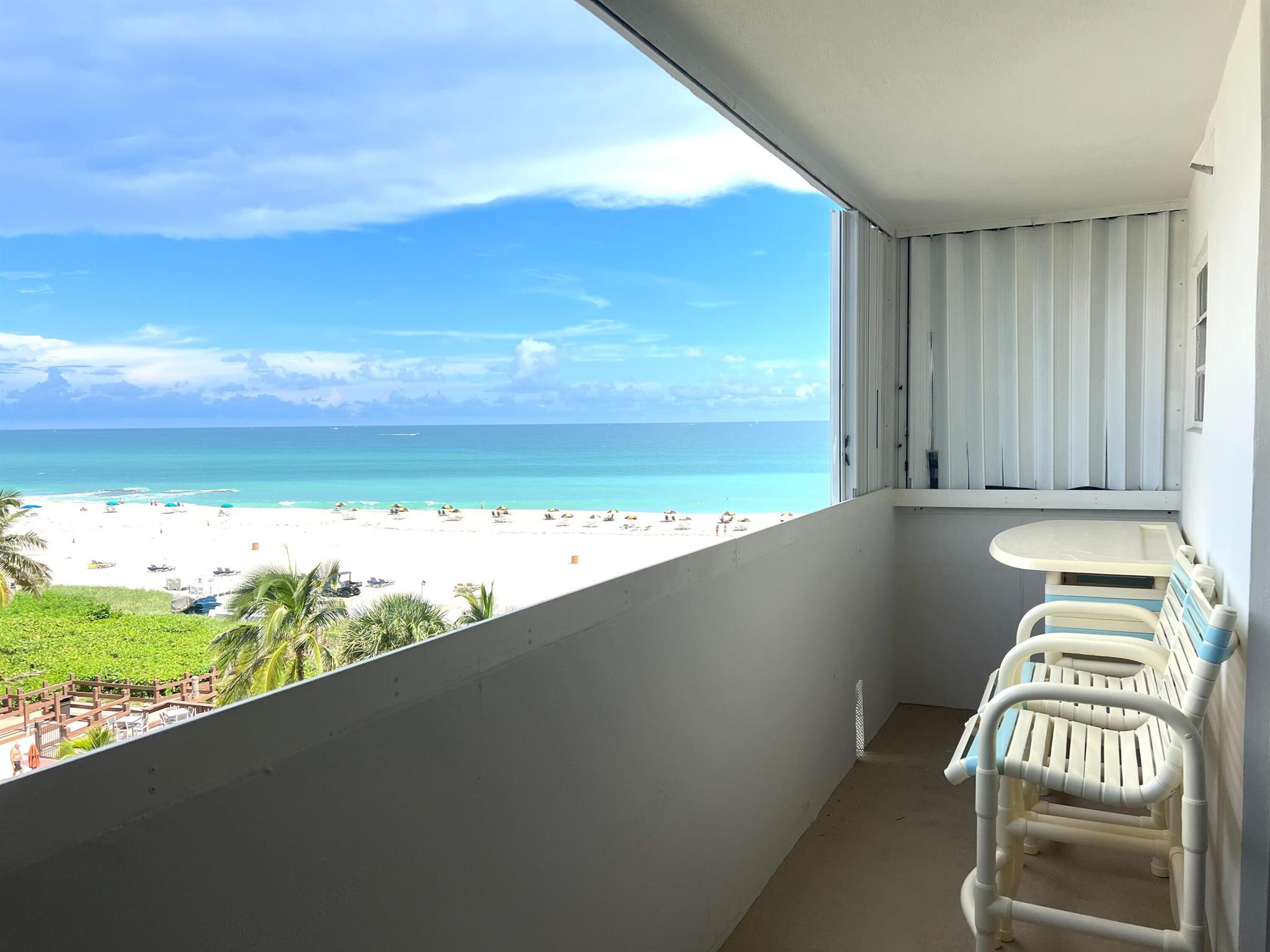 VILLA TOWERS CONDO - Residential Lease