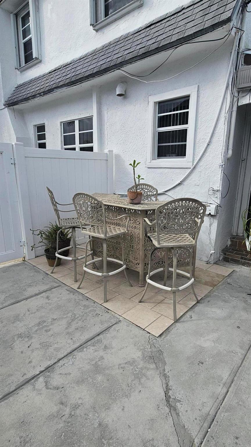 SUNSHINE PARK ADD 1 - Residential Lease