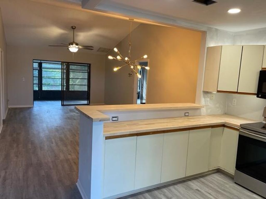 Photo of 1200 SE Parkview Place #8, Stuart, FL 34994 (MLS # R10771167)