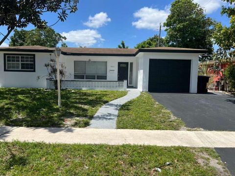 3631 NW 33rd Avenue Lauderdale Lakes FL 33309