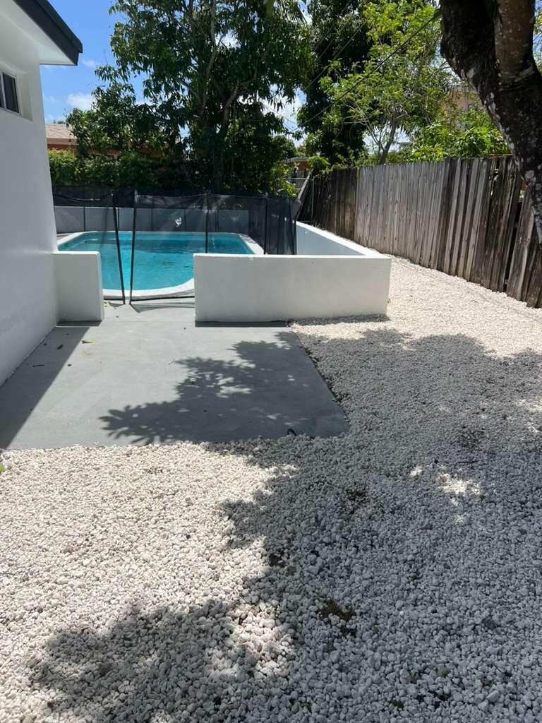 LAUDERDALE LAKES NORTH GATE - Residential