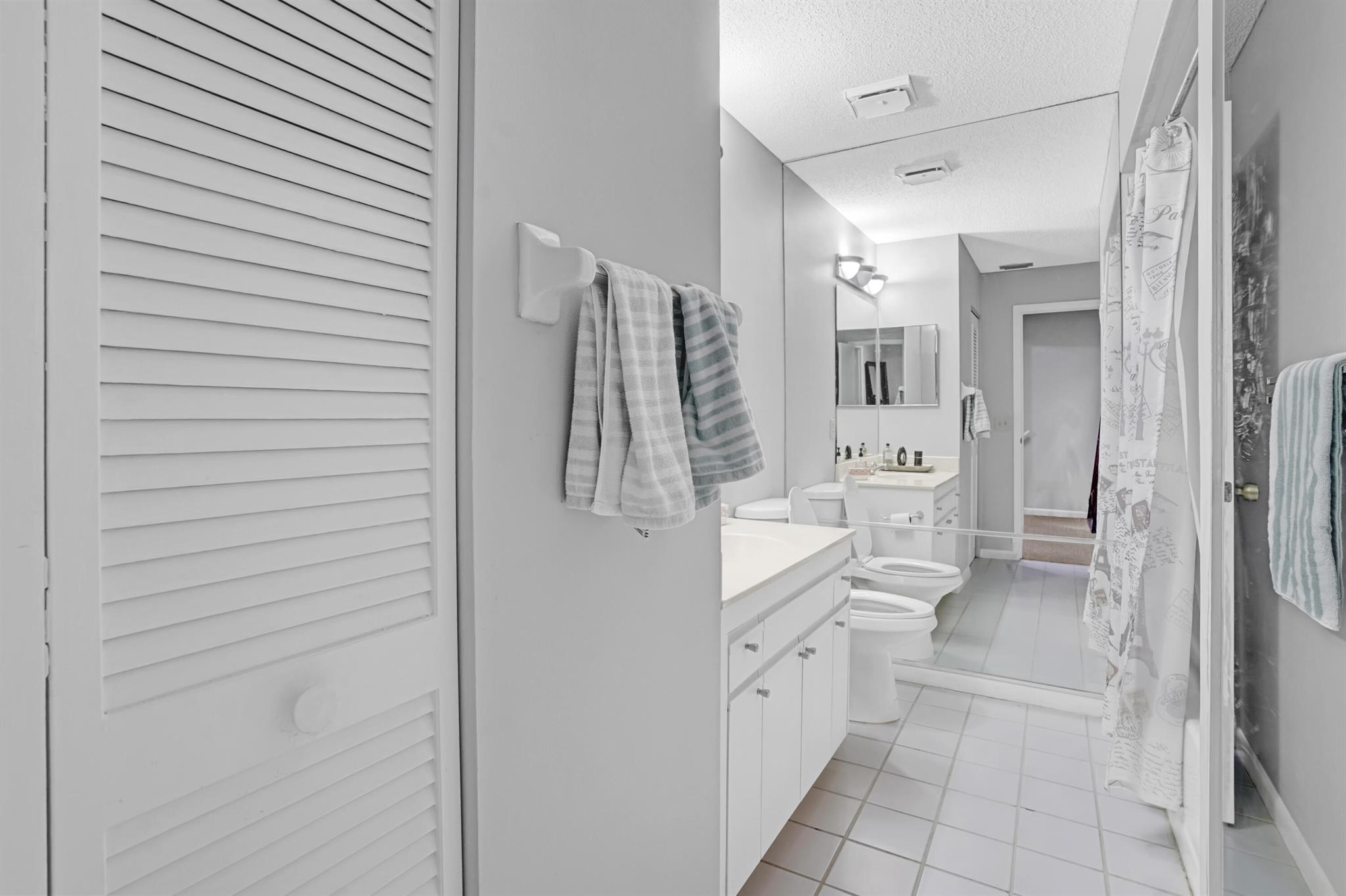 Key Colony Townhouses - Residential