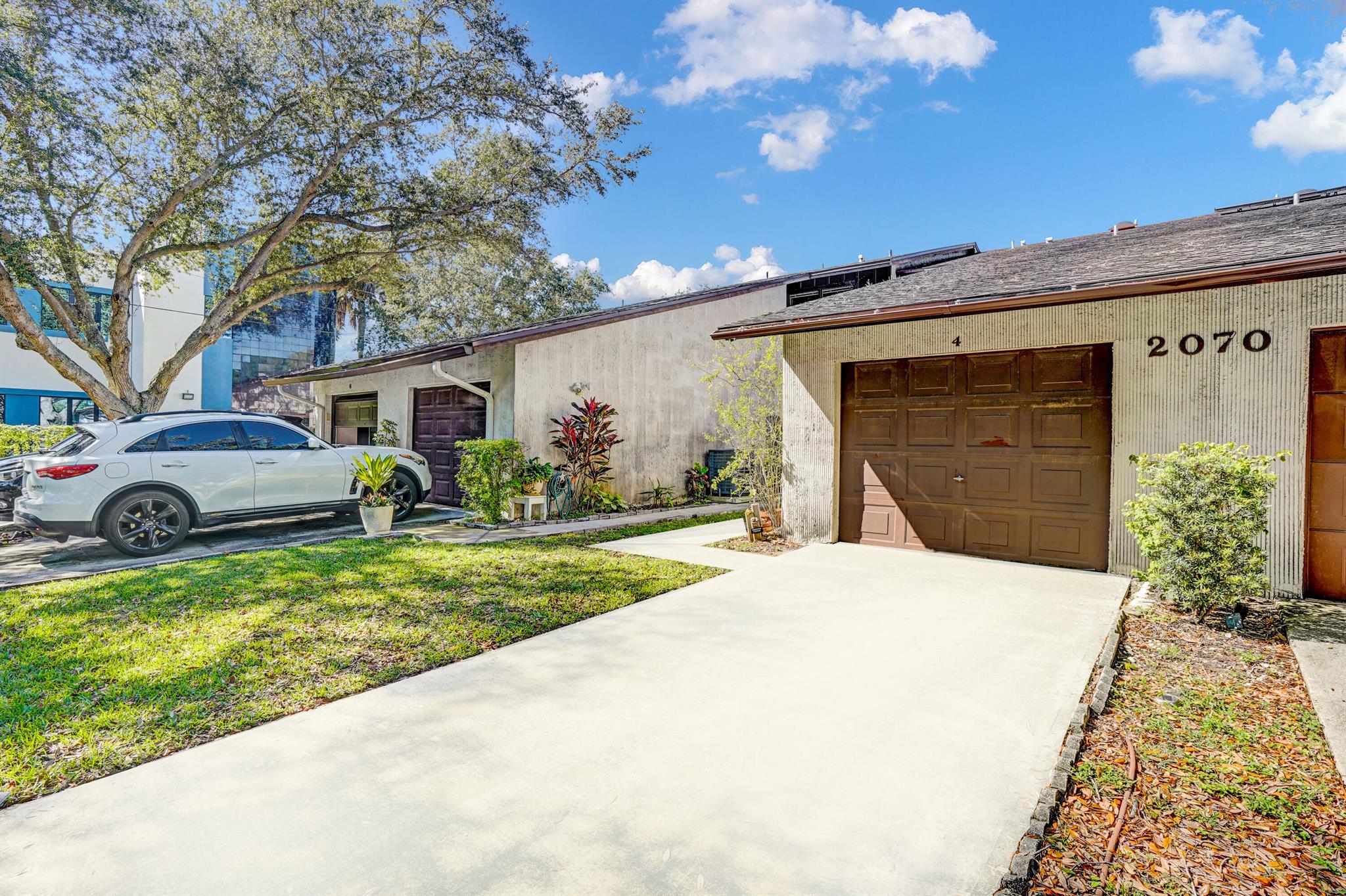 Key Colony Townhouses - Residential
