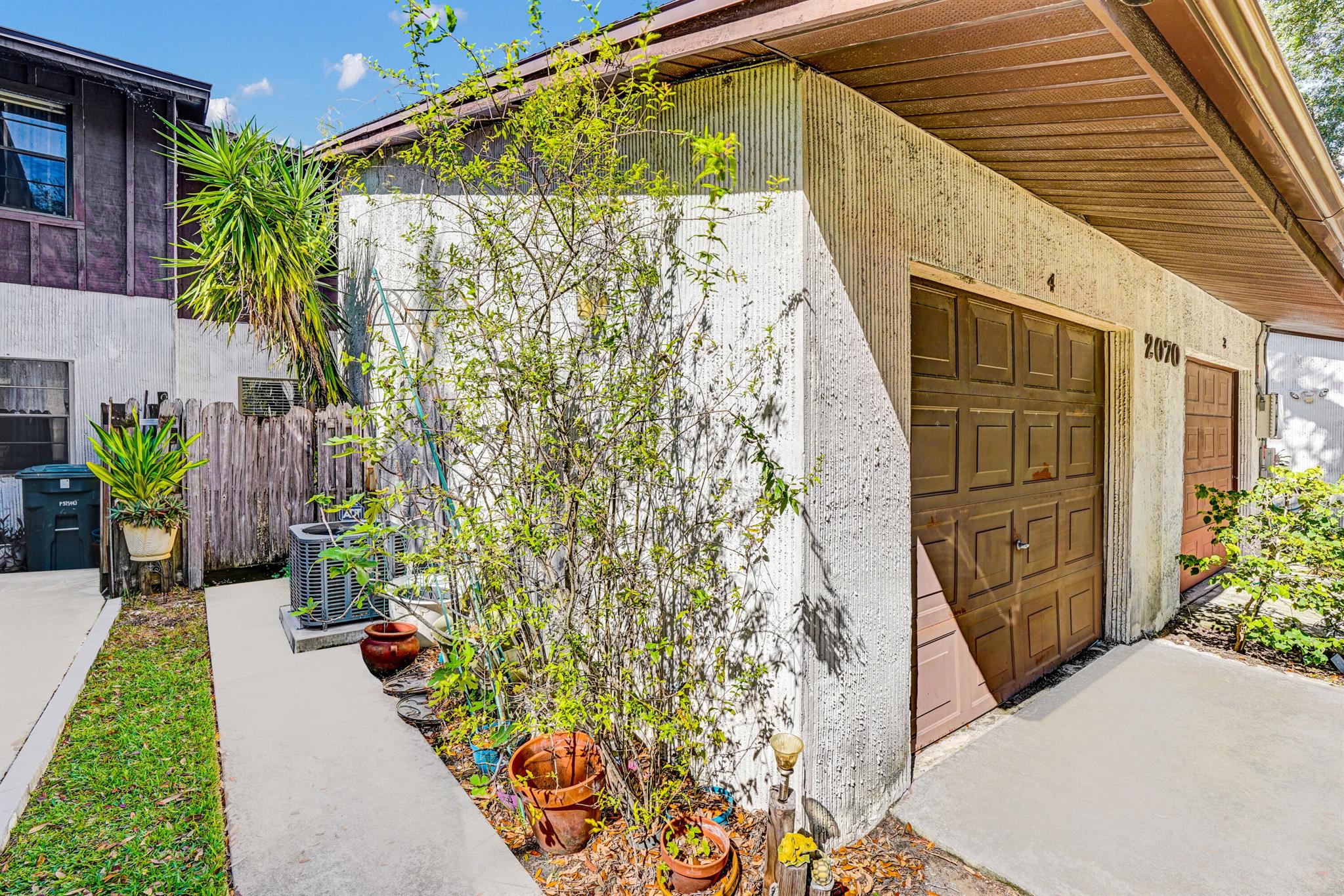 Key Colony Townhouses - Residential