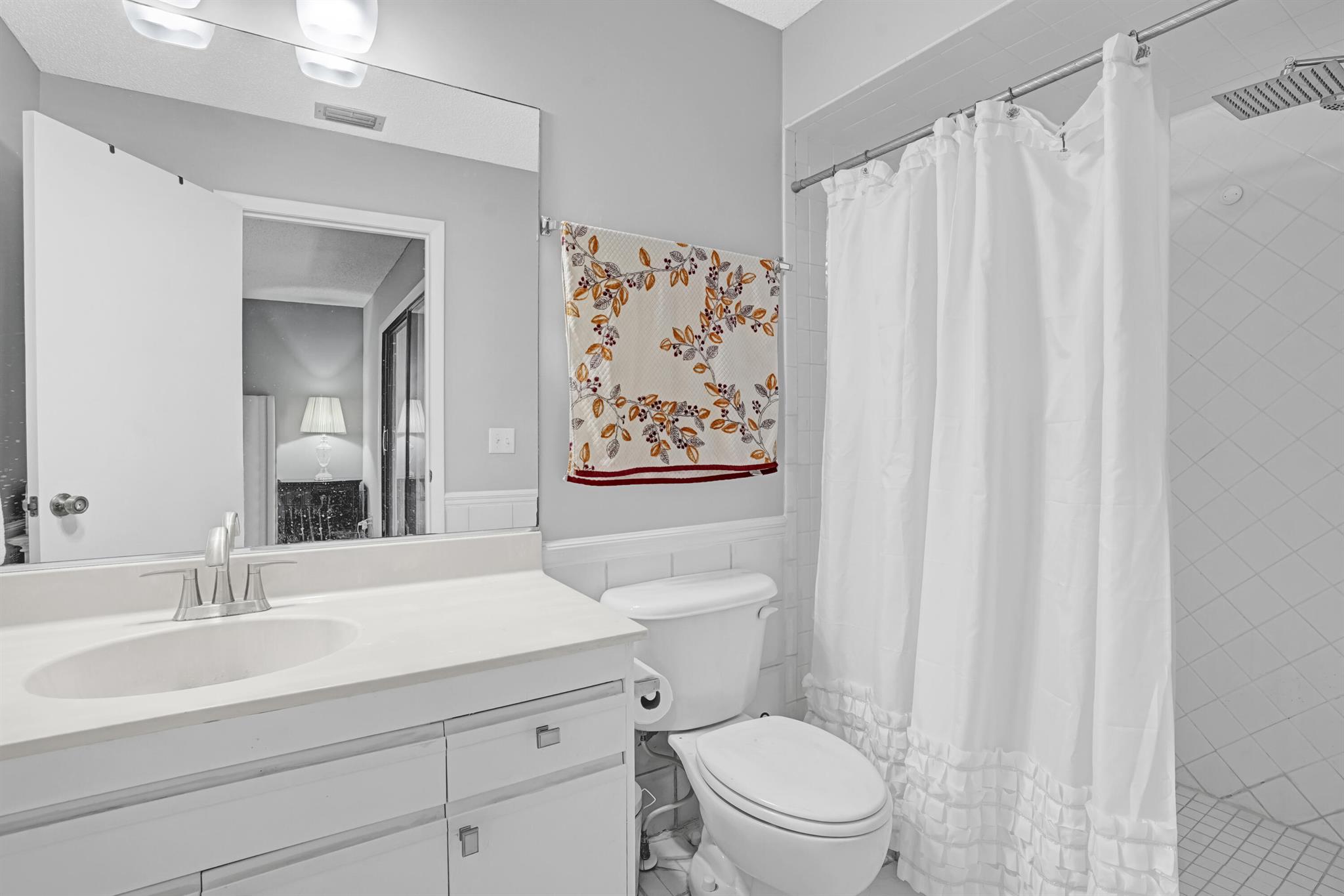 Key Colony Townhouses - Residential