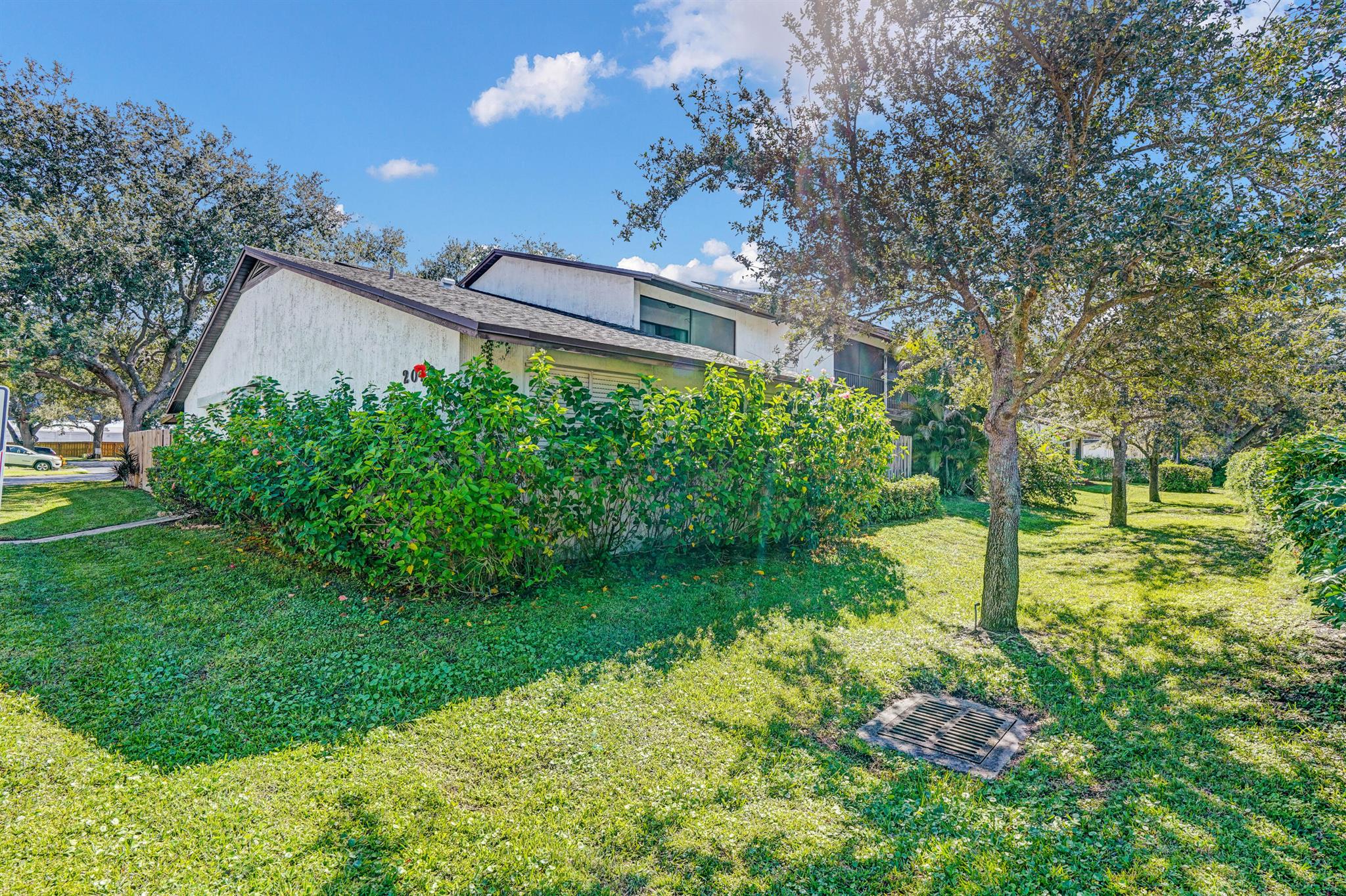 Key Colony Townhouses - Residential