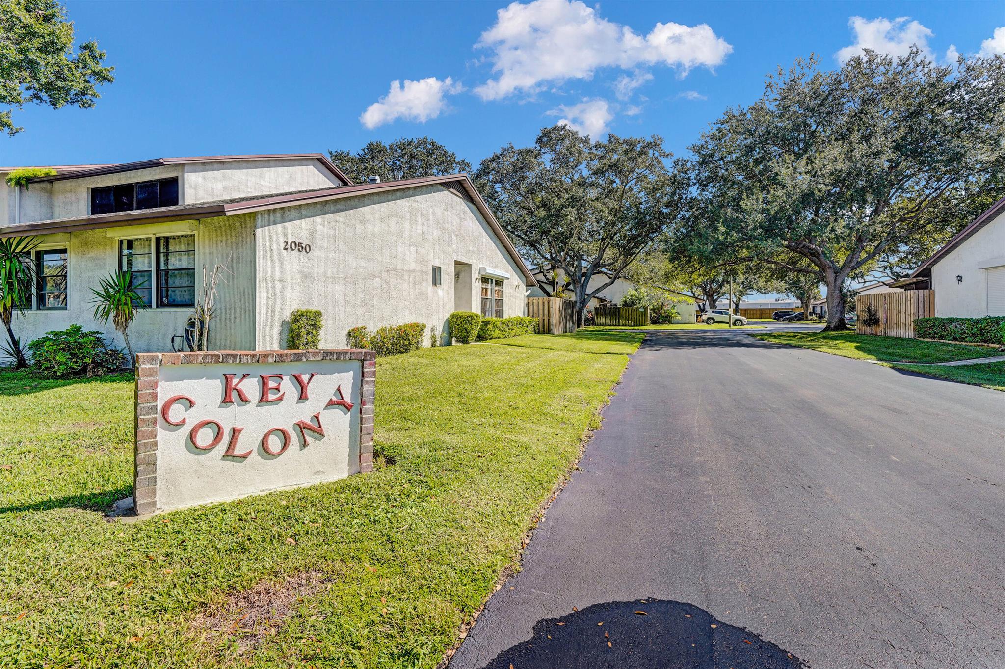 Key Colony Townhouses - Residential