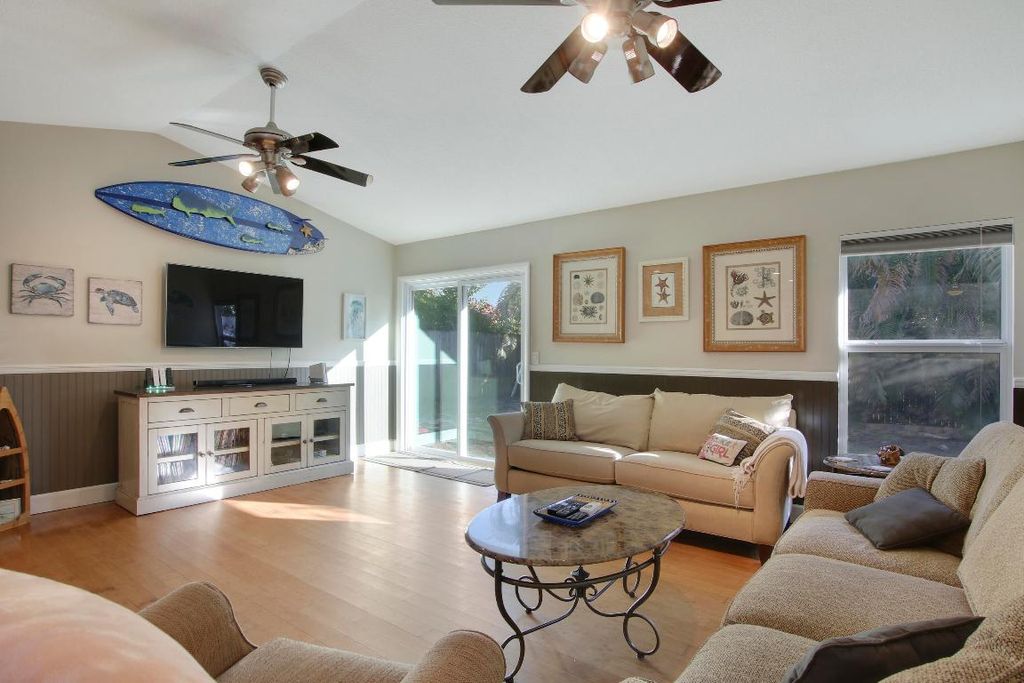 Photo of 18162 Jupiter Landings Drive, Jupiter, FL 33458 (MLS # R10996693)