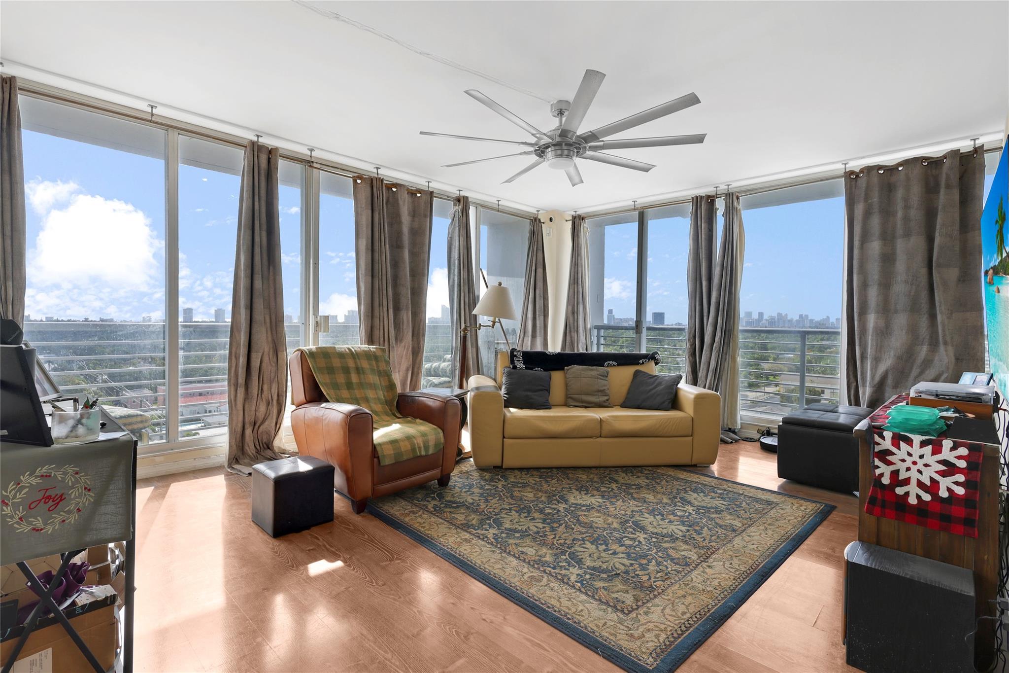Home Tower Condo - Residential Lease
