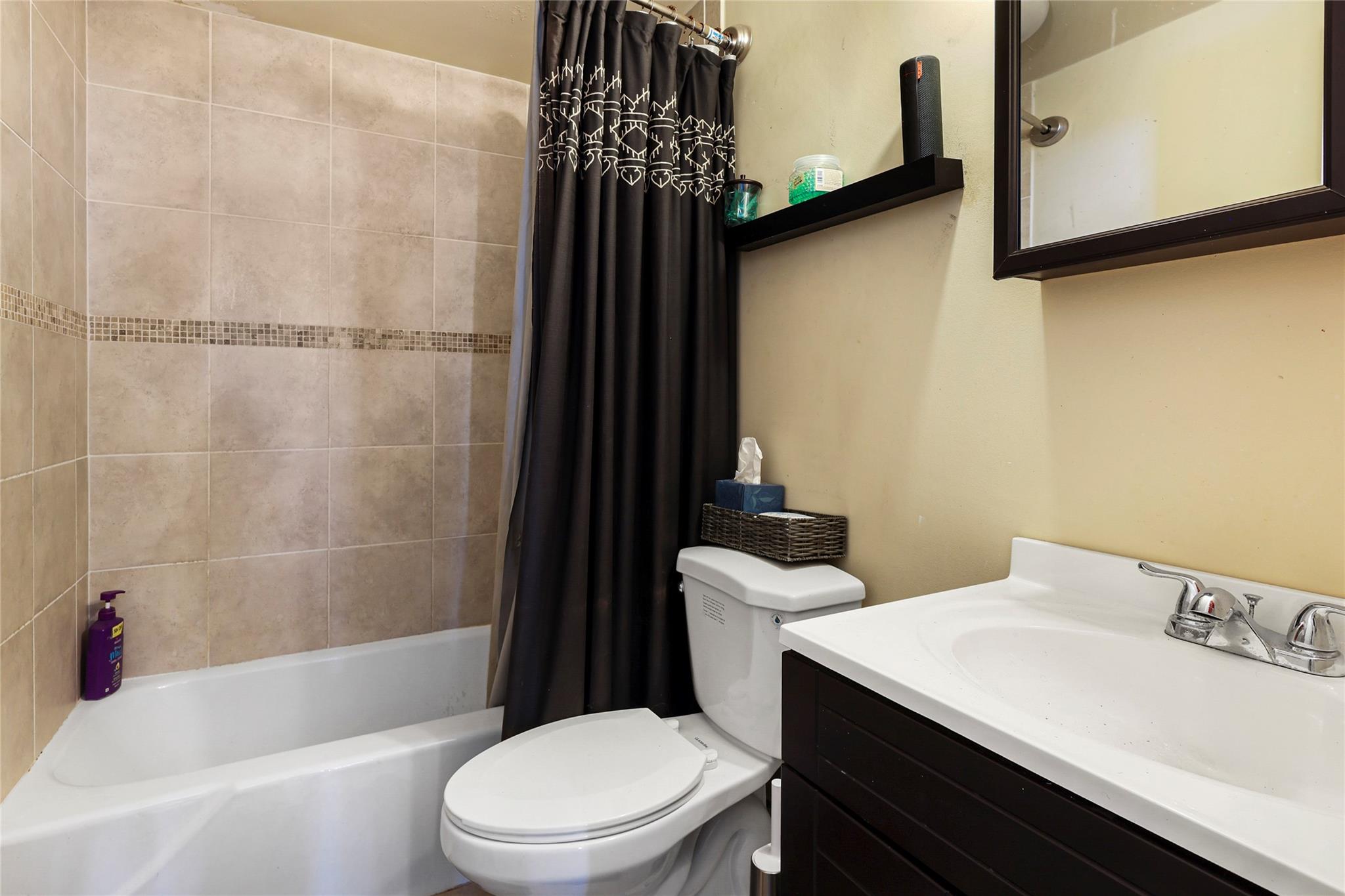 Home Tower Condo - Residential Lease