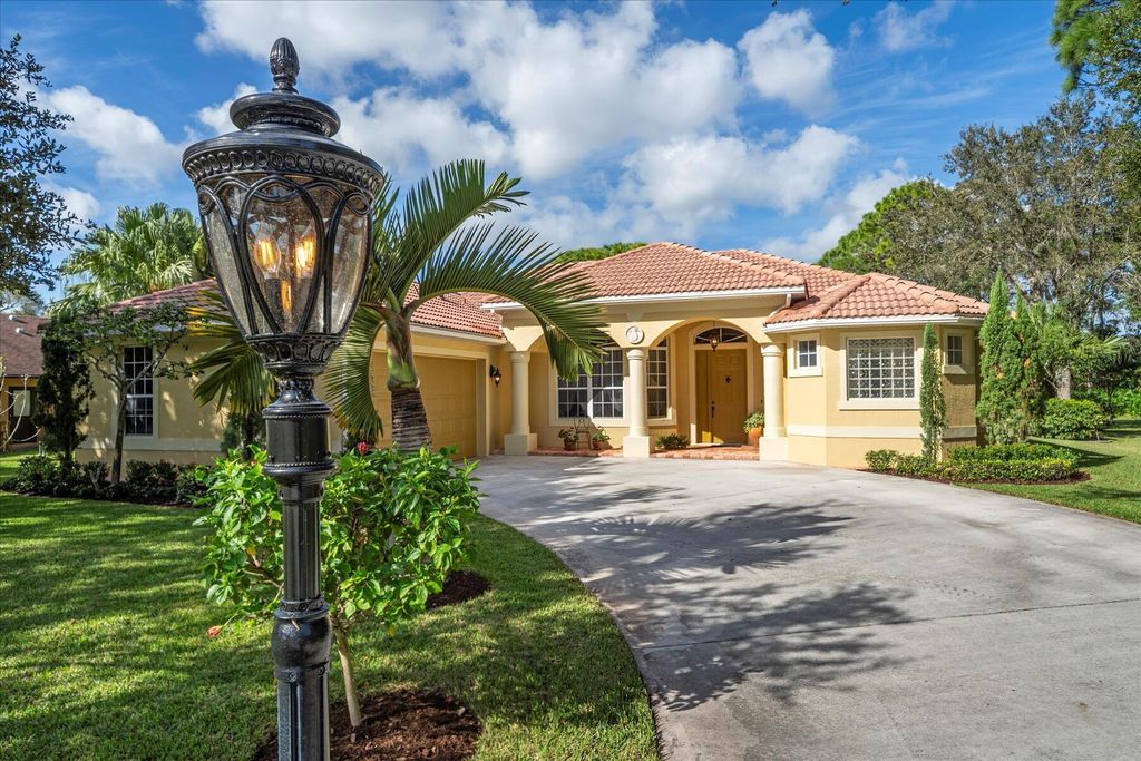 Photo of 5213 Deer Run Drive, Fort Pierce, FL 34951 (MLS # R10938326)