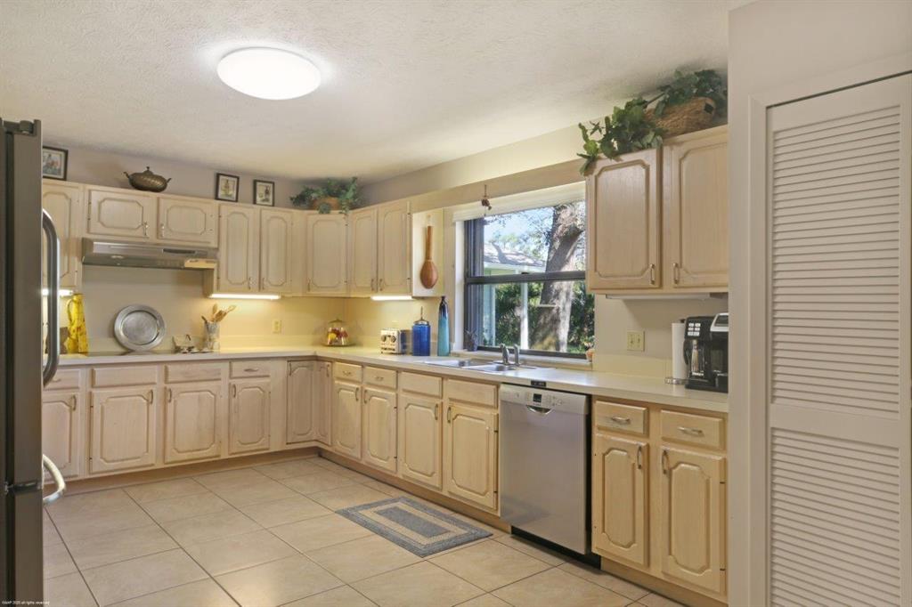 EAGLEWOOD - Residential