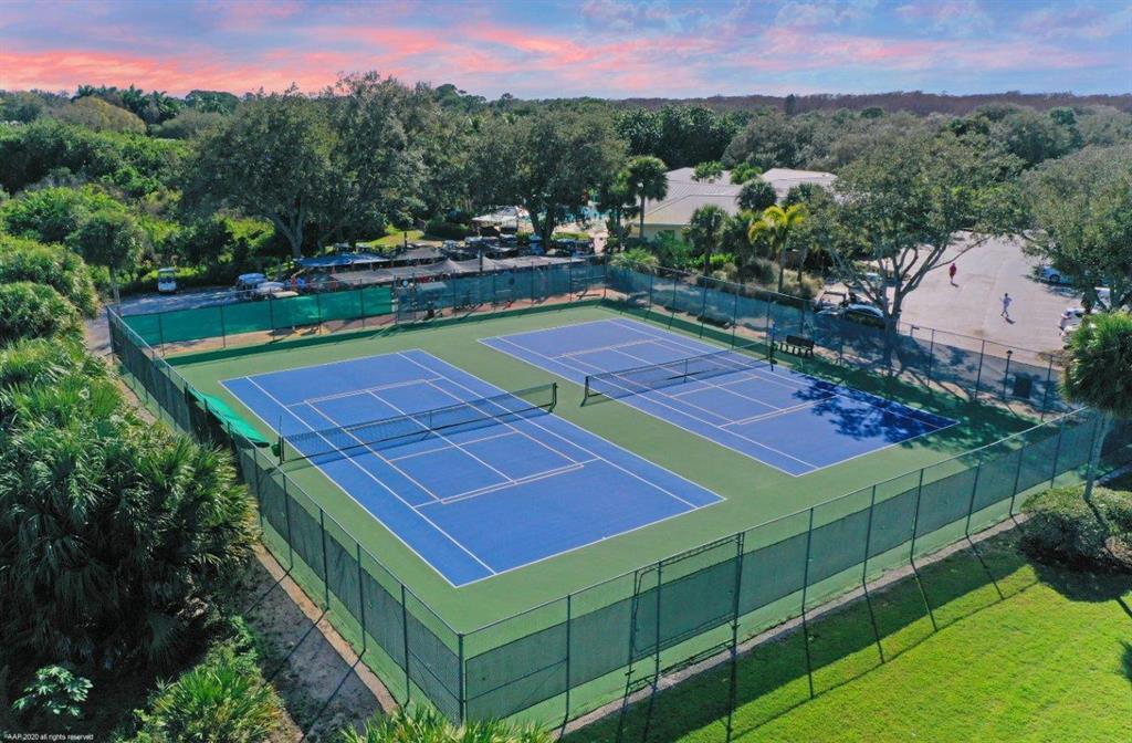 EAGLEWOOD - Residential