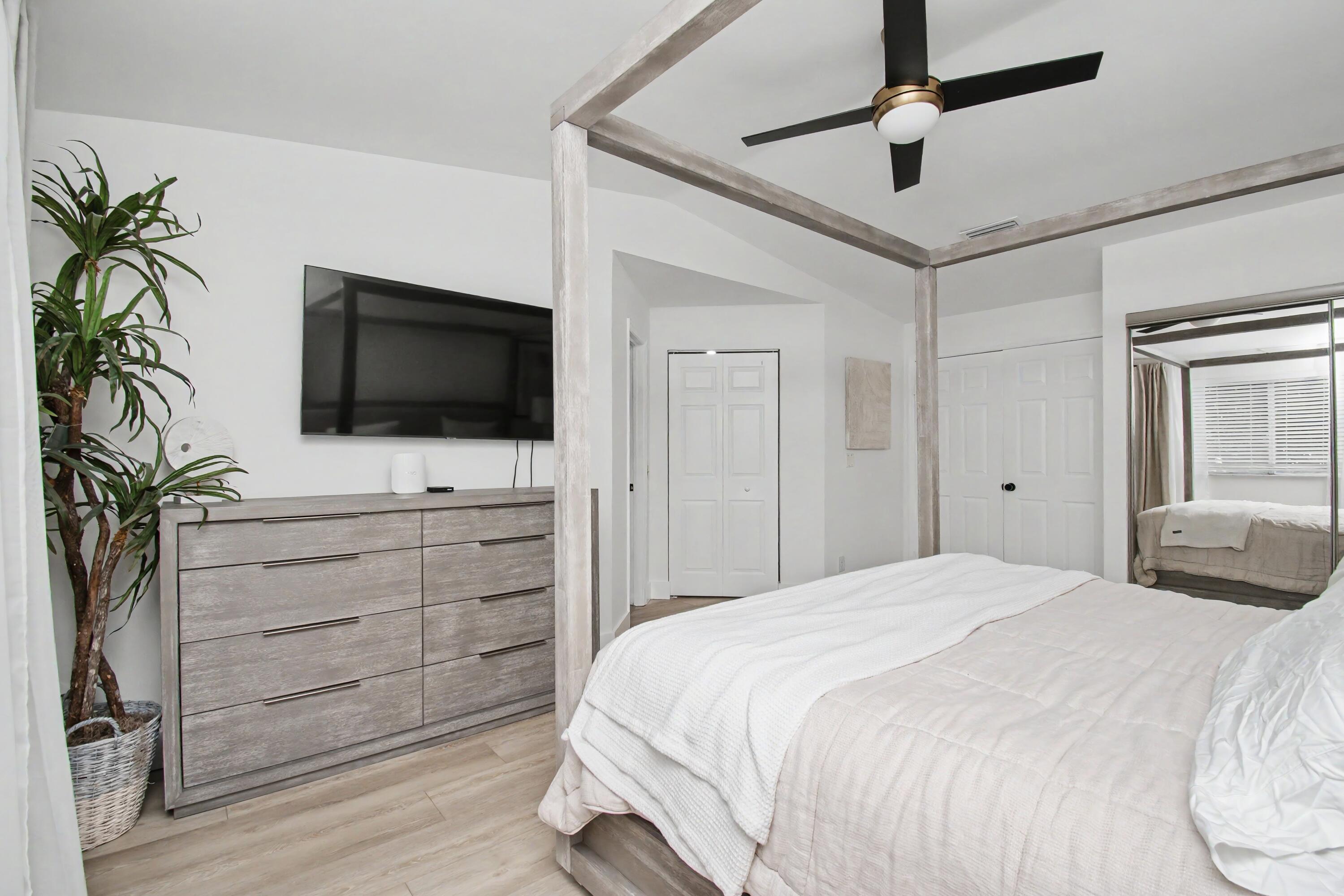PLUM AT BOCA POINTE CONDOS ONE THRU 15 FILED IN OR - Residential
