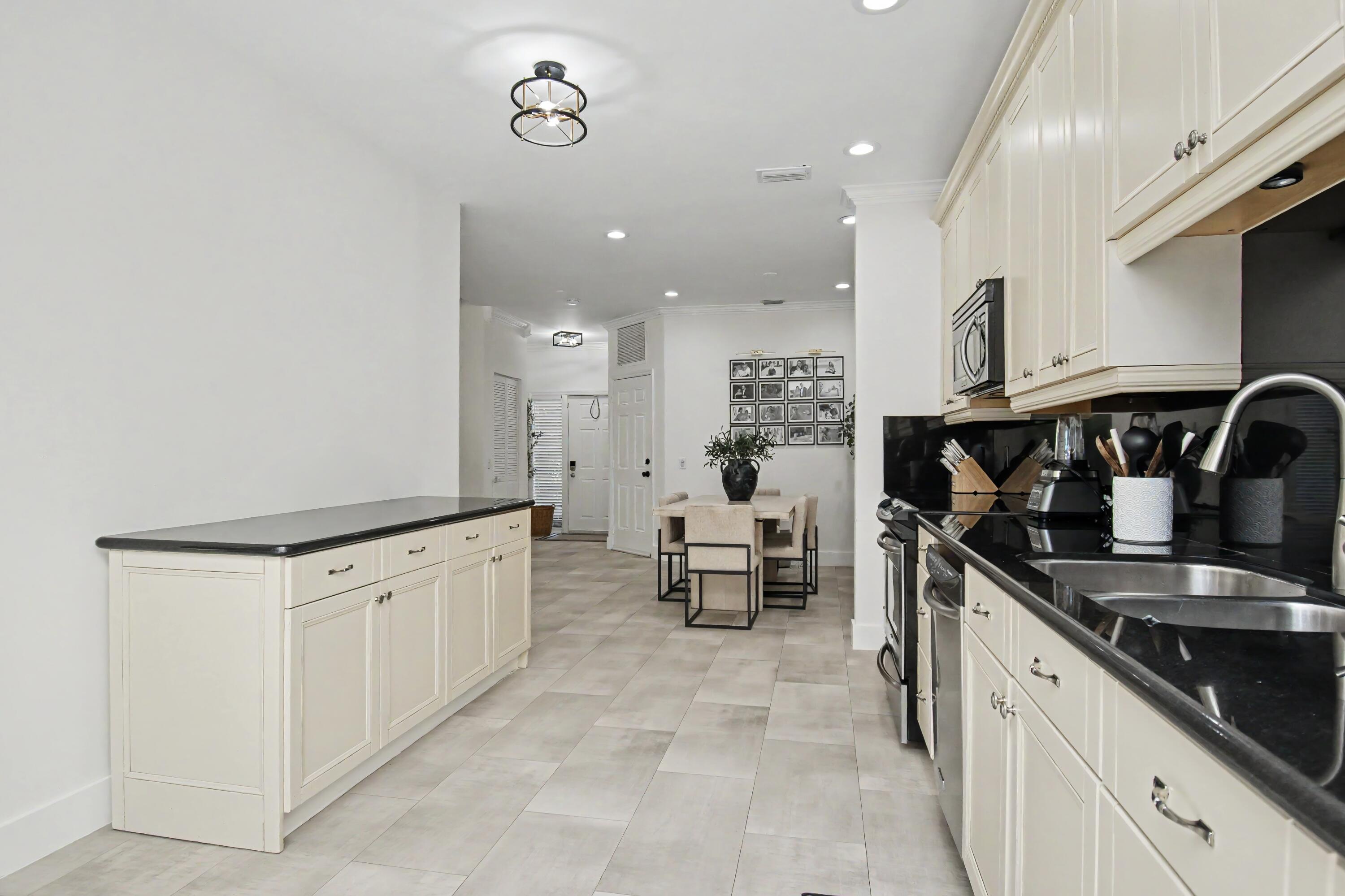 PLUM AT BOCA POINTE CONDOS ONE THRU 15 FILED IN OR - Residential