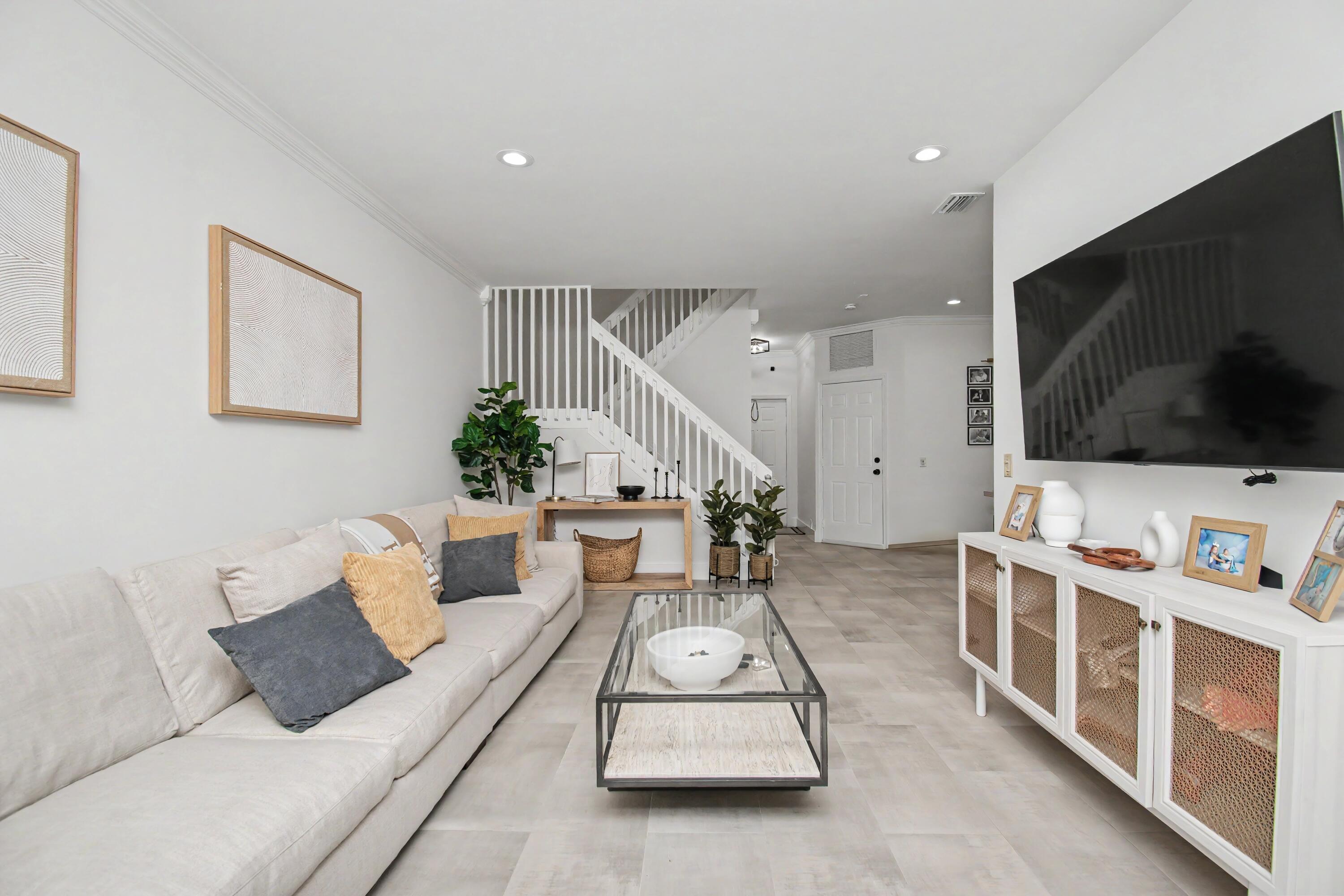 PLUM AT BOCA POINTE CONDOS ONE THRU 15 FILED IN OR - Residential