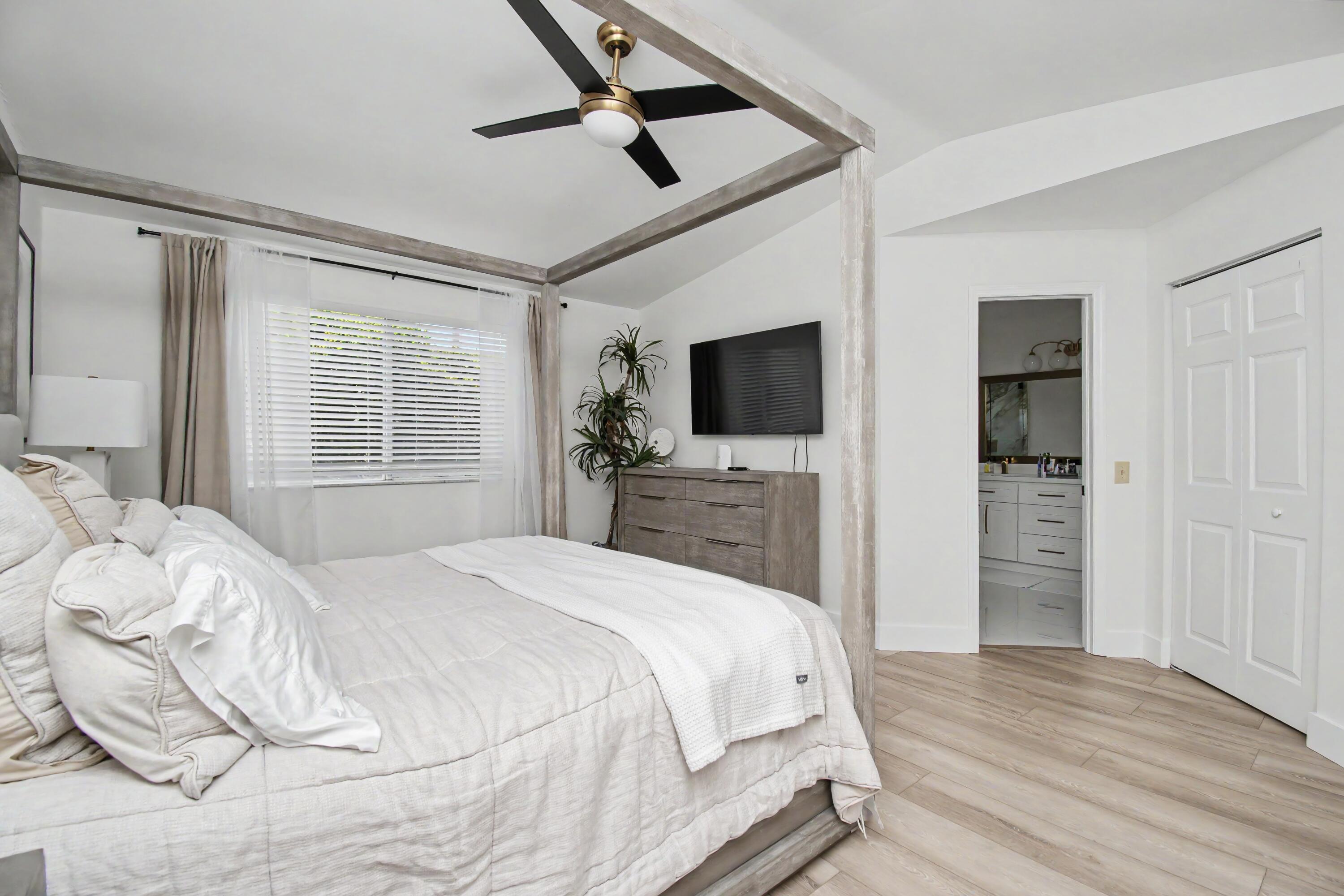 PLUM AT BOCA POINTE CONDOS ONE THRU 15 FILED IN OR - Residential