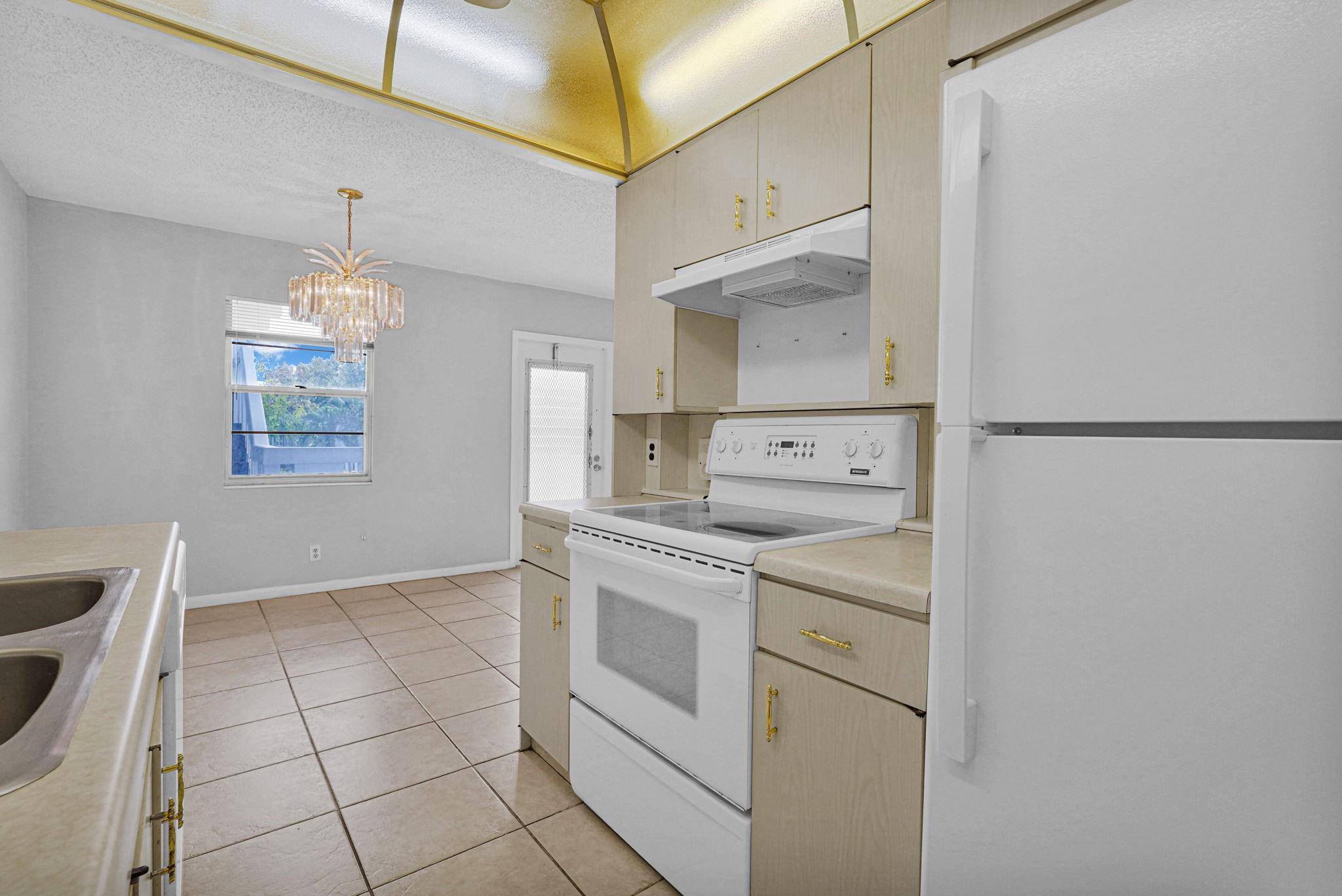Century Village East - Residential