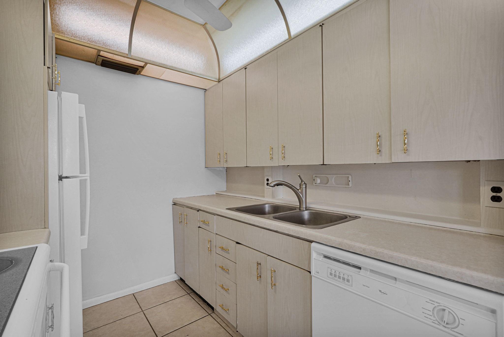 Century Village East - Residential