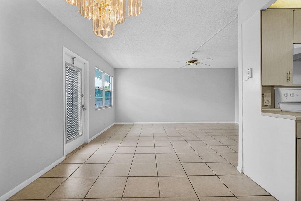 Photo of 2038 Newport H #2038, Deerfield Beach, FL 33442 (MLS # F10529774)