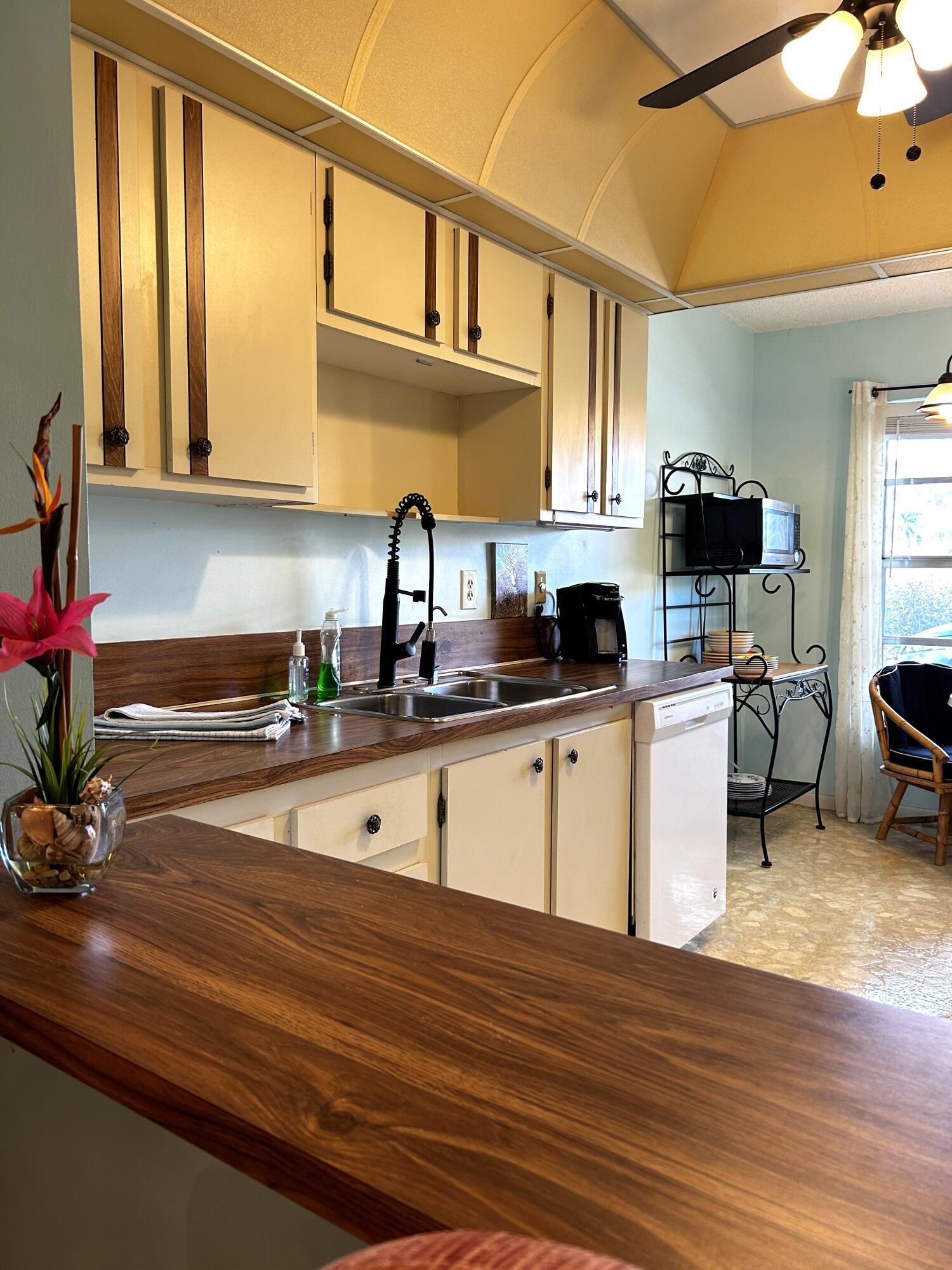 BRIDGEVIEW - Residential Lease