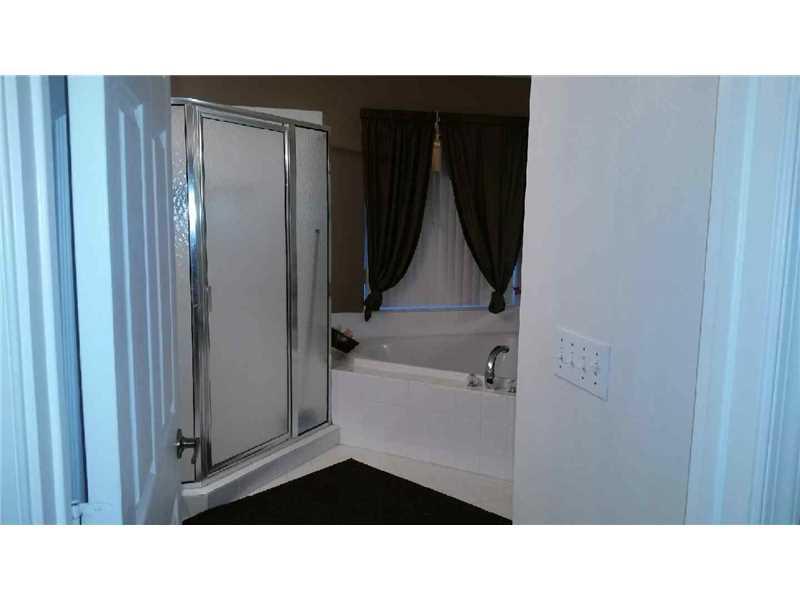 LYONS WEST - Residential Lease