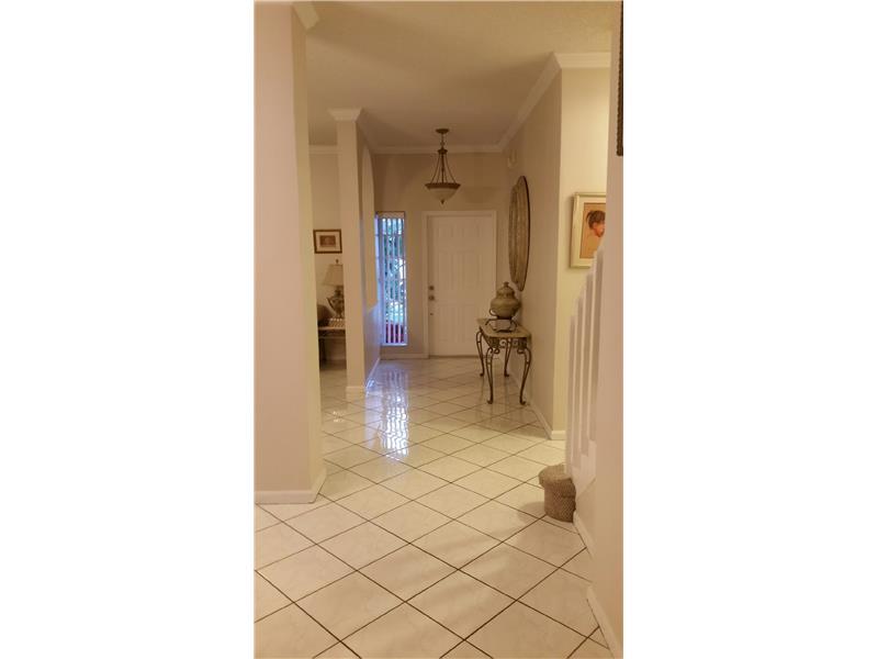 LYONS WEST - Residential Lease