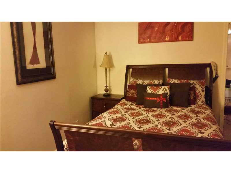 LYONS WEST - Residential Lease