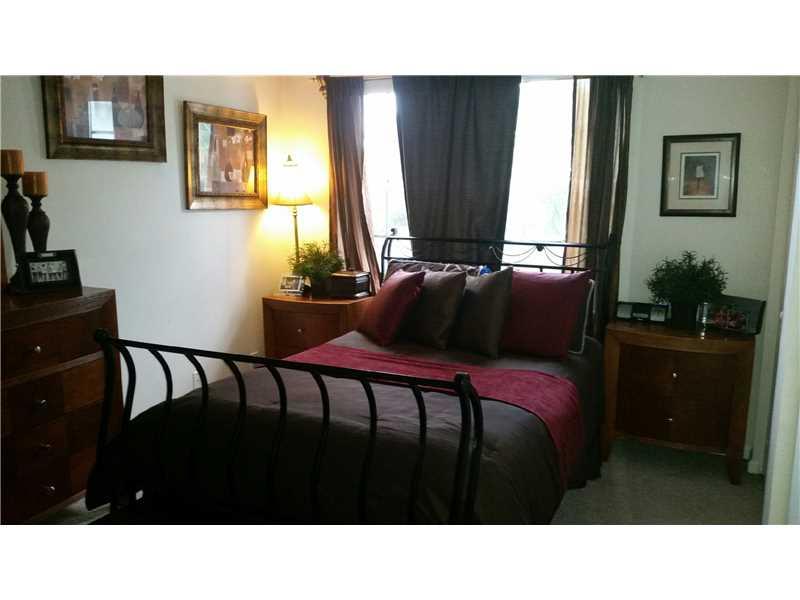 LYONS WEST - Residential Lease