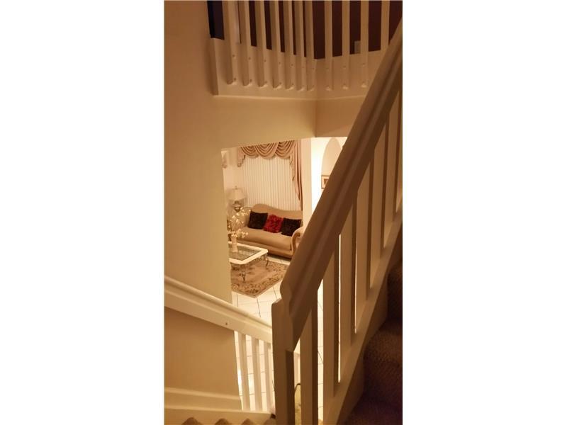 LYONS WEST - Residential Lease