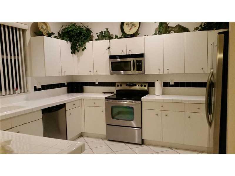 LYONS WEST - Residential Lease