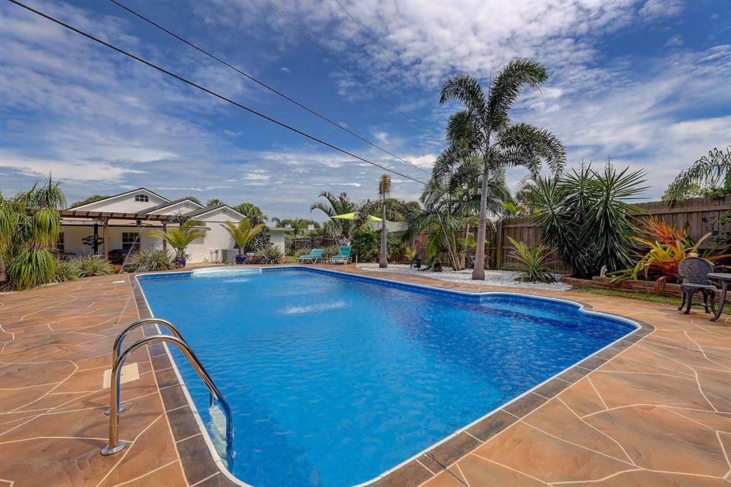 METES AND BOUNDS - Residential