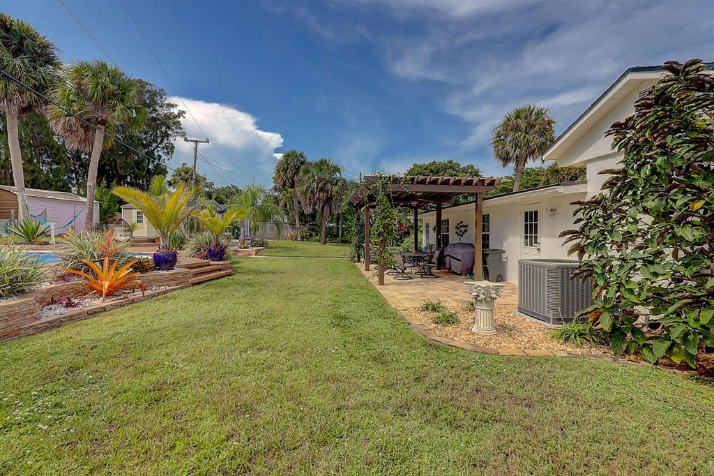 METES AND BOUNDS - Residential