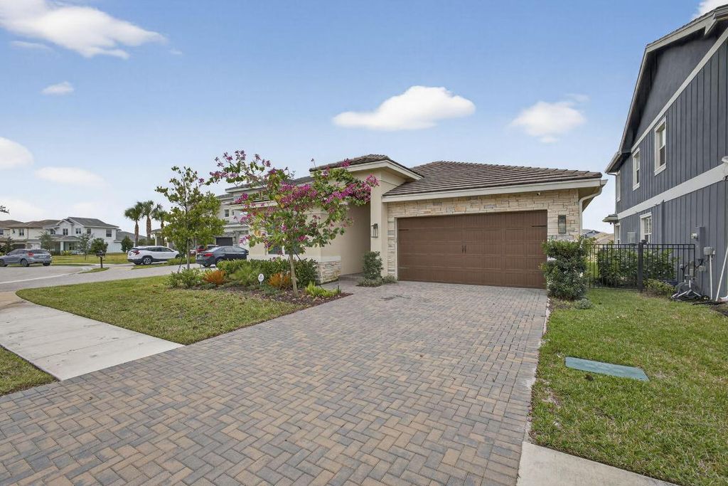 Photo of 1411 Thistle Place, Loxahatchee, FL 33470 (MLS # R11154724)