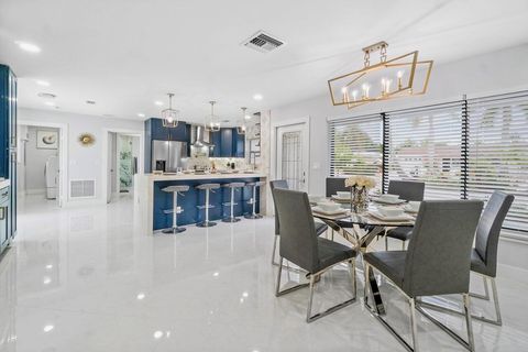 A home in Palm Beach Shores